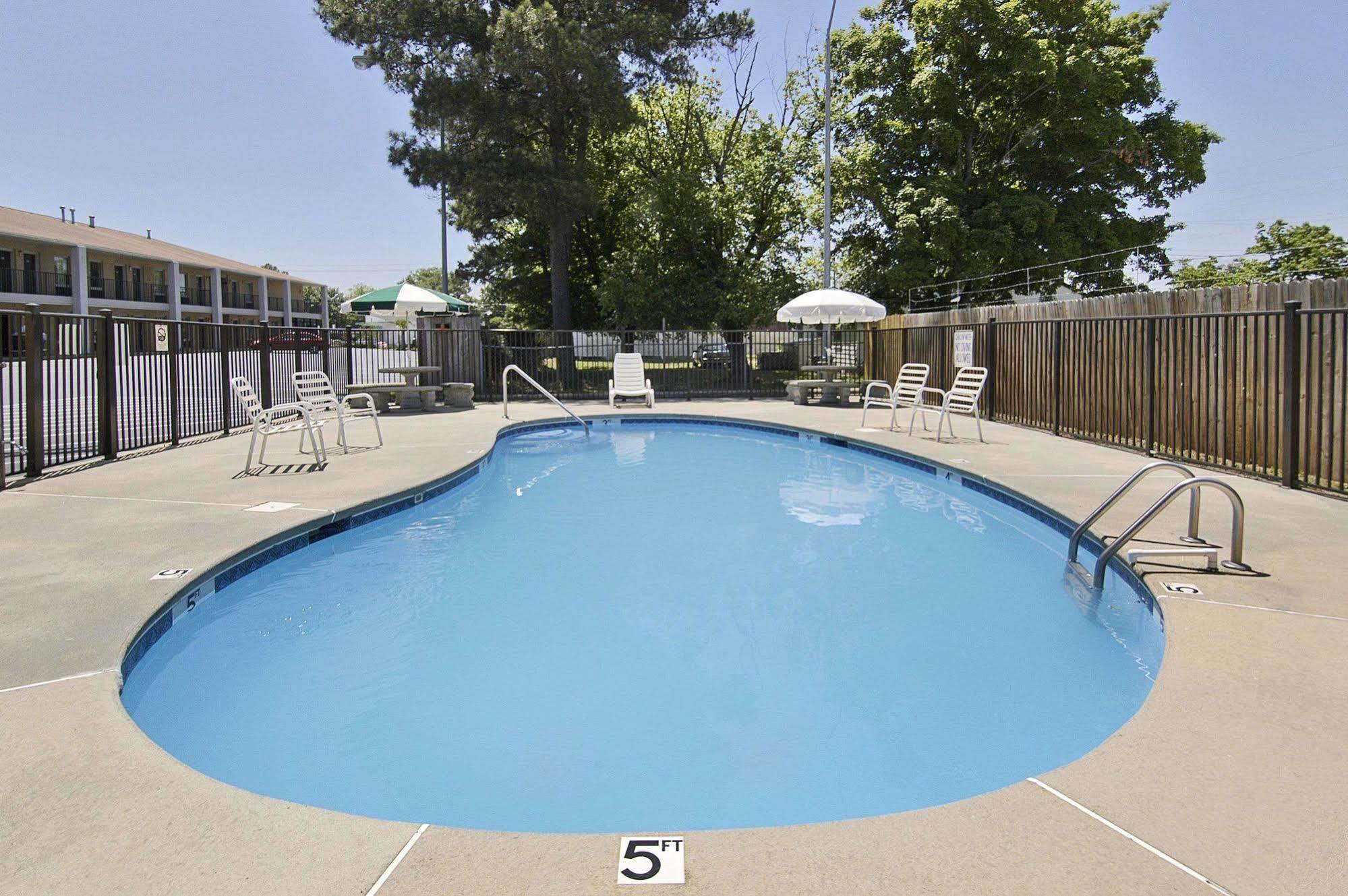 Days Inn Cheraw Konforlar fotoğraf