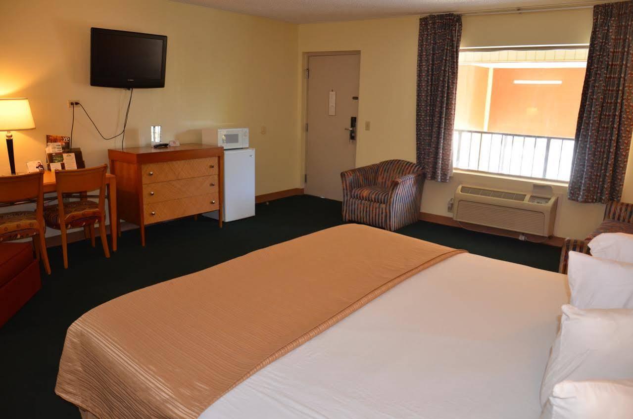 Days Inn Cheraw Dış mekan fotoğraf